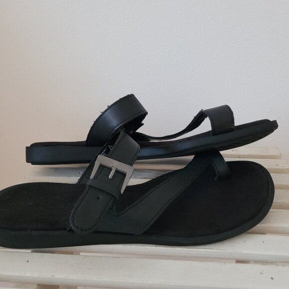 Black Leather Aerosoles Sandals-Size 7 - Picture 4 of 9